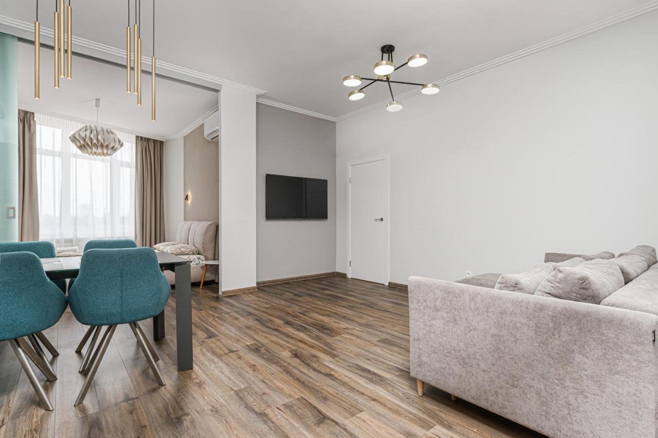 Sea Symphony 2-Bedrooms Apartment Odesa Exterior photo