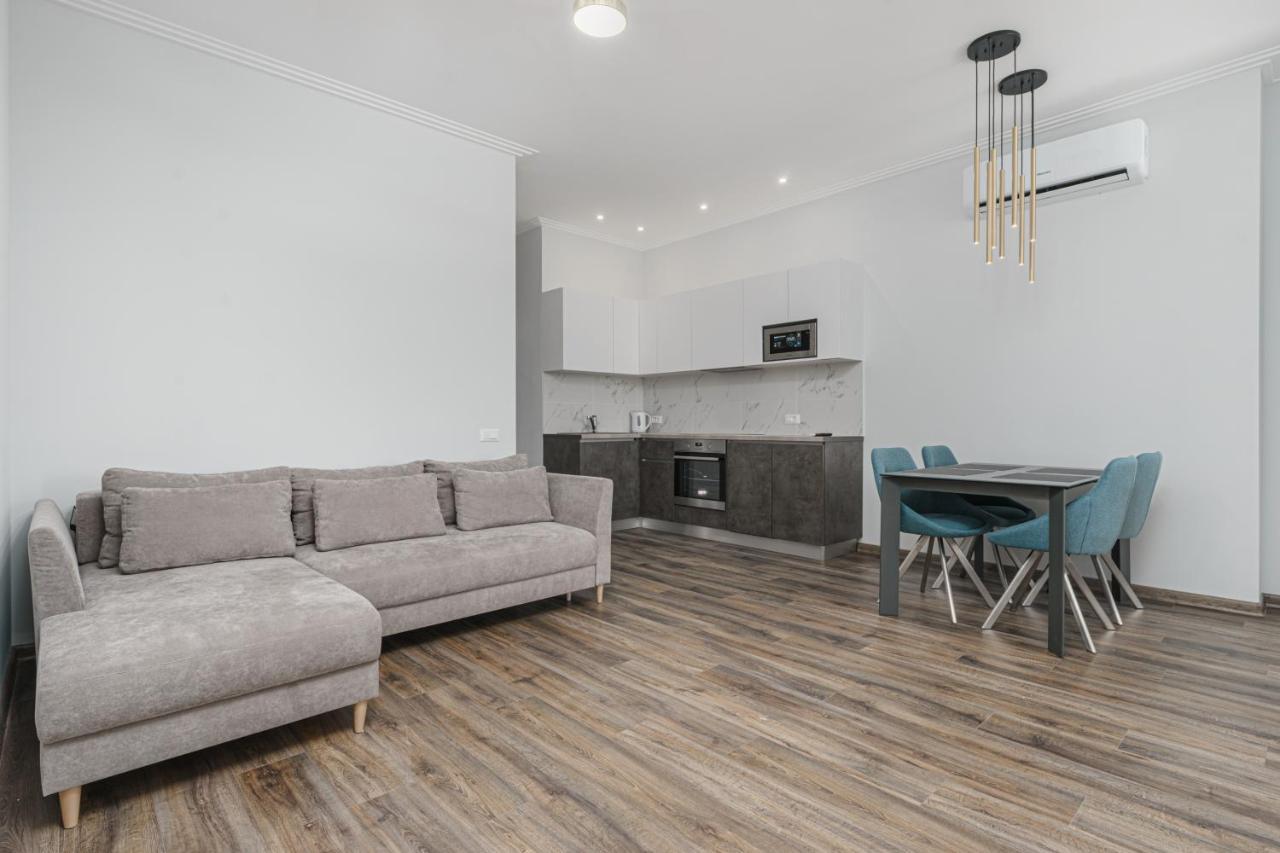 Sea Symphony 2-Bedrooms Apartment Odesa Exterior photo